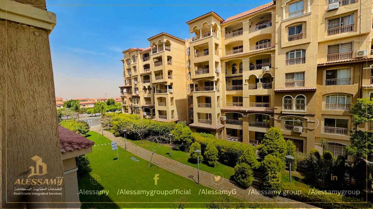 شقة 140م مدينتي B3 | بحري دبل فيس | إطلالة Narrow Garden