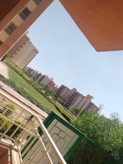 شقة للإيجار مفروش بكومباوند وصال ريزيدنس بها 2 تكيف بالغرف