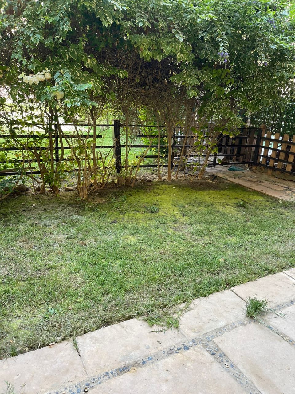 شقه للبيع كاش بمدينتي 135متر في الb1 امام مترو ماركت