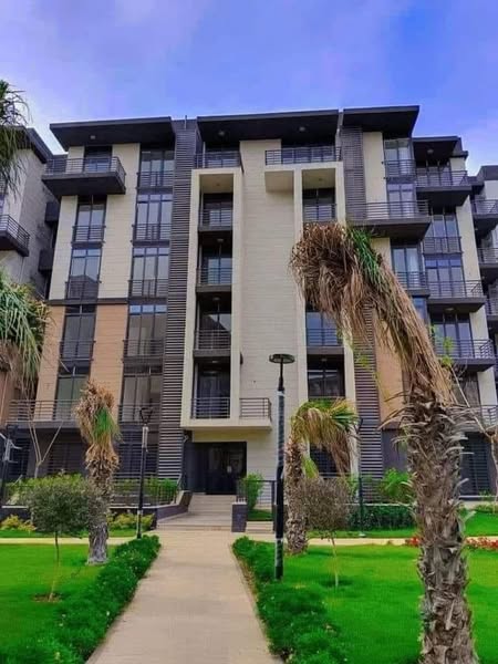 شقة 103م للبيع بالتقسيط بمدينتي B8 جاردن فيو دور متكرر