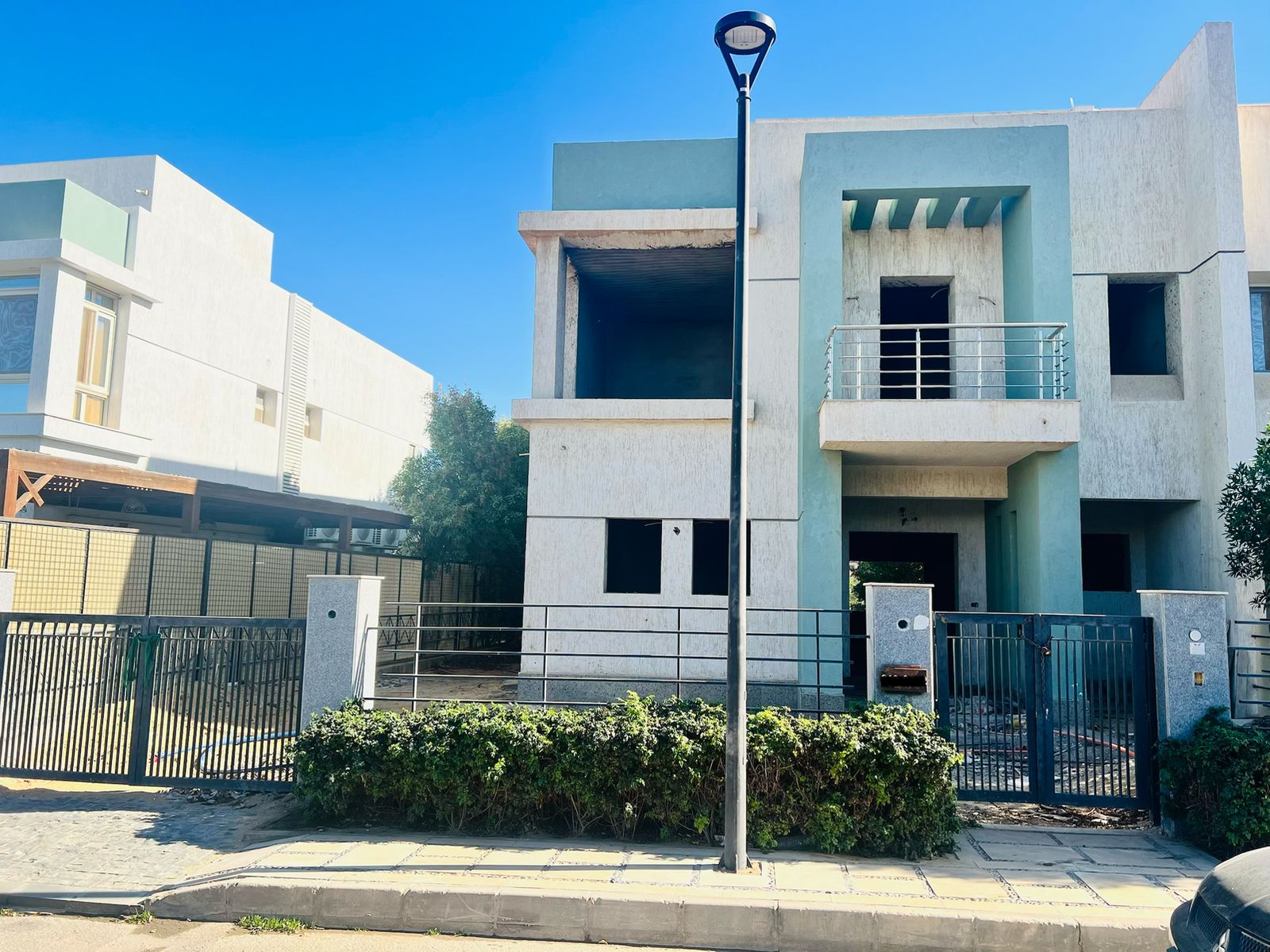 فيلا توين هاوس نموذج j مودرن مساحه 365م للبيع