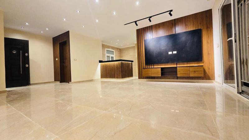 شقة للبيع كاش بمدينتي فيb10 تشطيبات سوبر لوكس