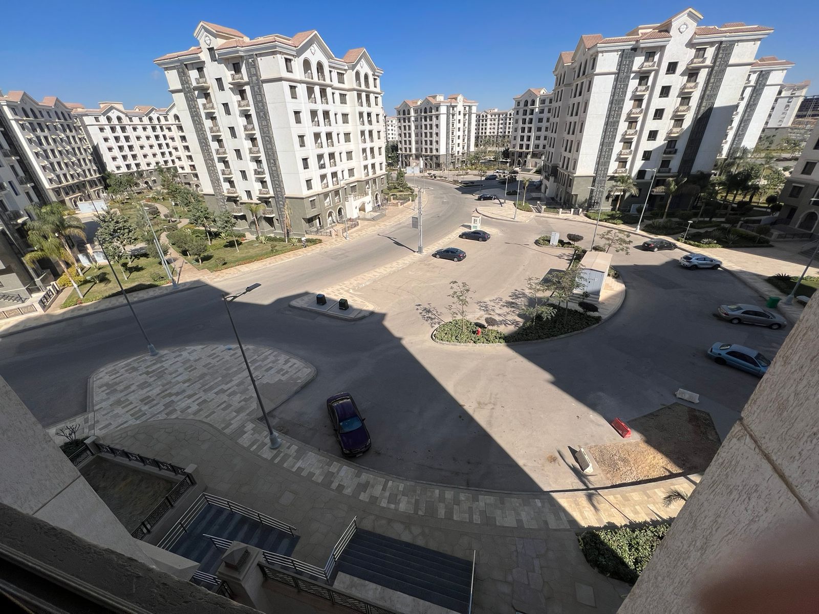 بسيليا - CELIA شقة 80 م2 بحرى للبيع تقسيط تطل على شارع رئيسى