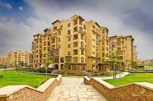  شقه للبيع بمدينتي ارضي بحديقه 158 م بال B3 باتجاه شرقي غربي