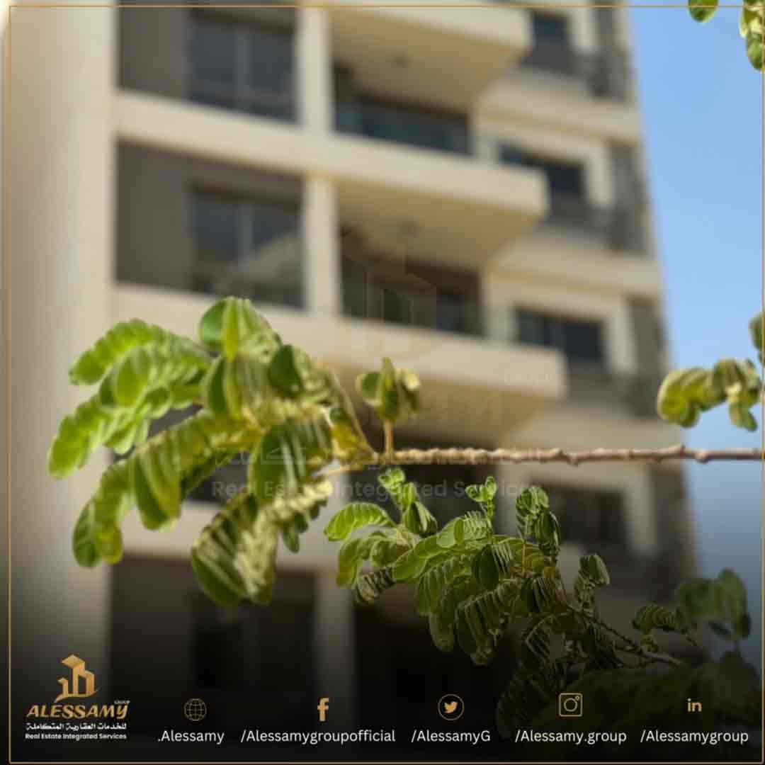 للبيع بنور شقة 147م وايد جاردن فيو دور متكرر بخسارة 200 الف