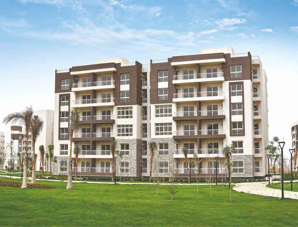 شقه للبيع كاش بمدينتي 78متر في الb12تطل  علي جاردن فيو