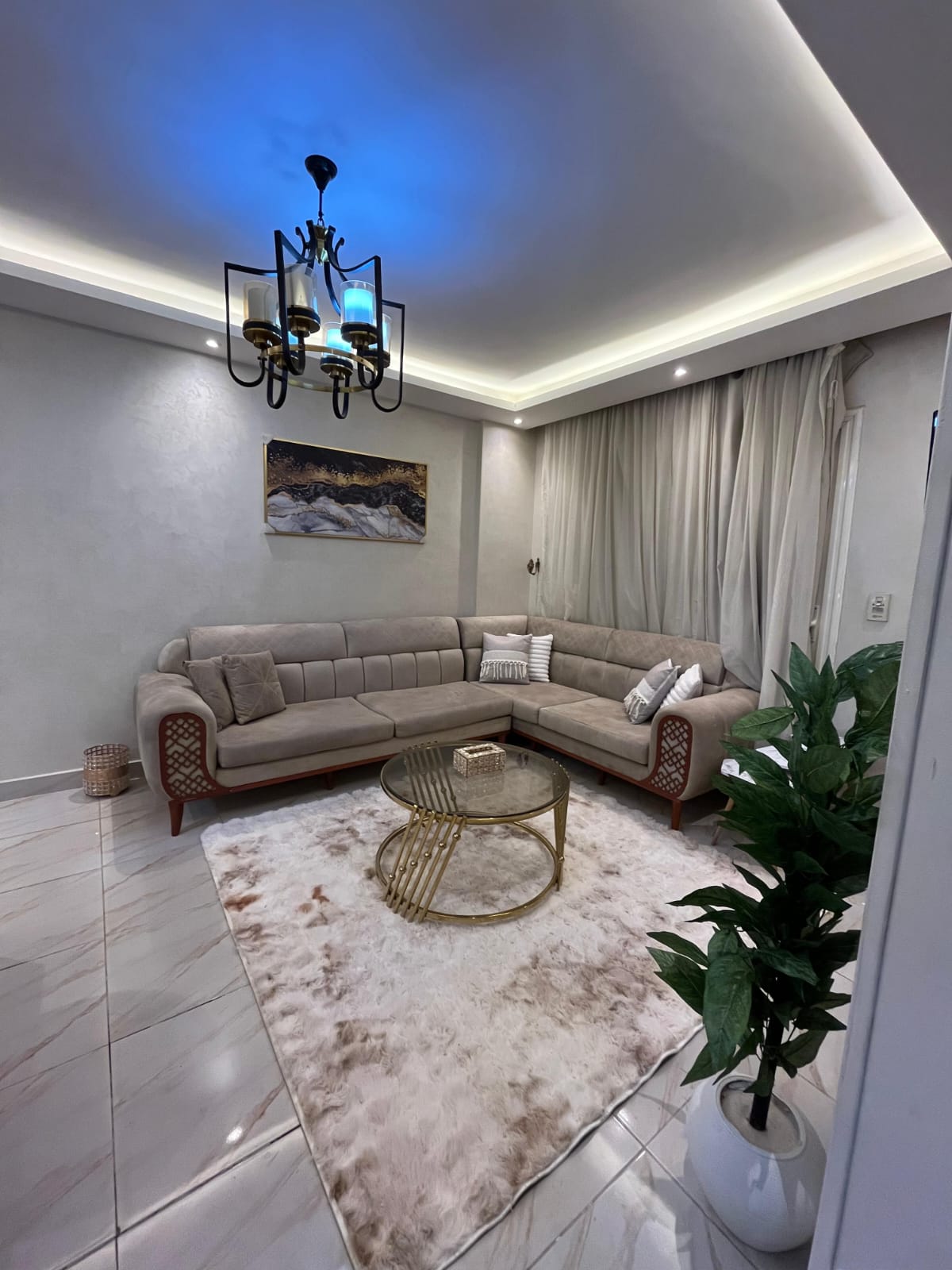 شقه للايجار المفروش بمدينتي 78متر في الb12