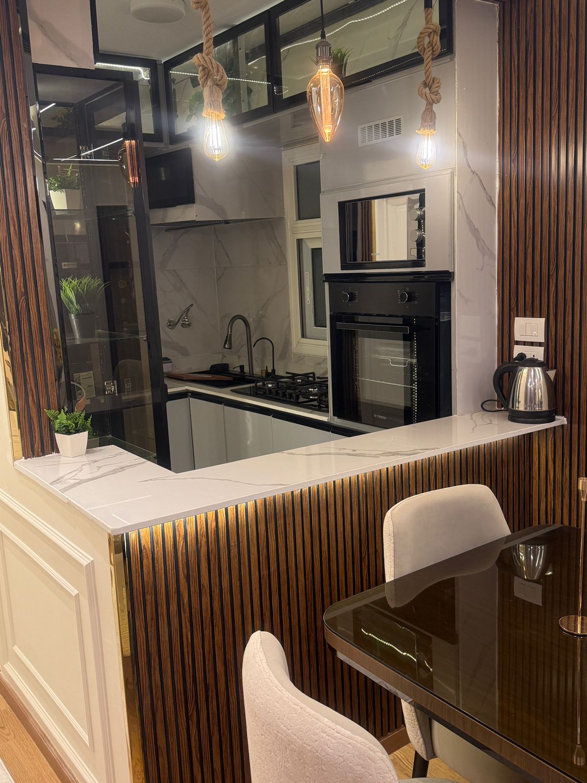 شقة للايجار المفروش بمدينتي B10 بمساحة 116م 