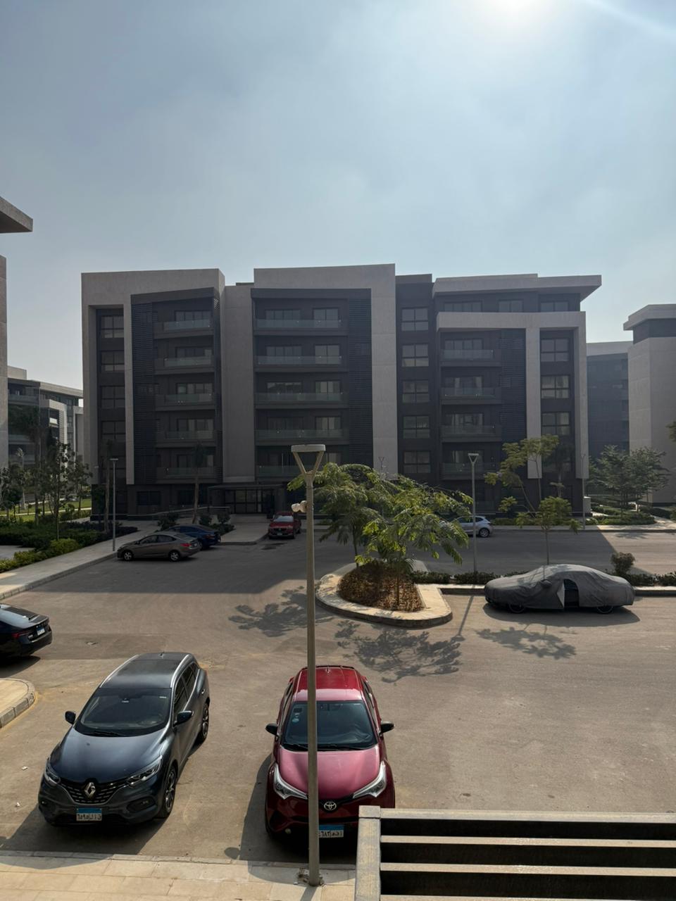 شقه للبيع 133م في B15بتسهيلات علي 6 سنوات