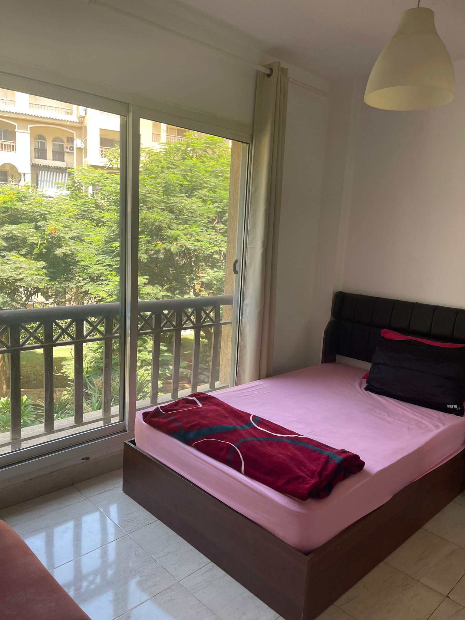 شقه للايجار المفروش بمدينتي 135 متر في الb1