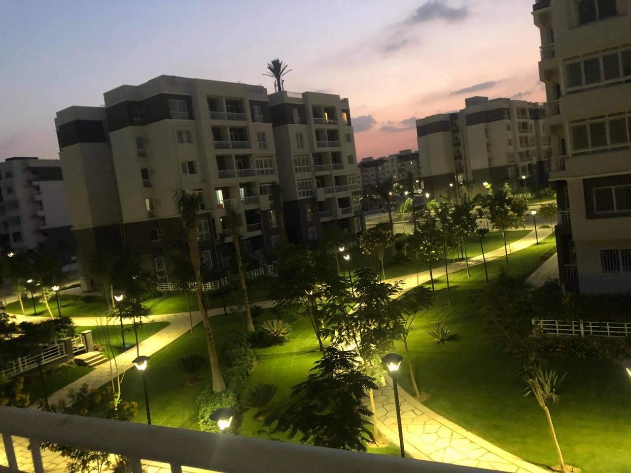 شقه للايجار المفروش بمدينتي 116 متر في ال b10 علي جاردن فيو