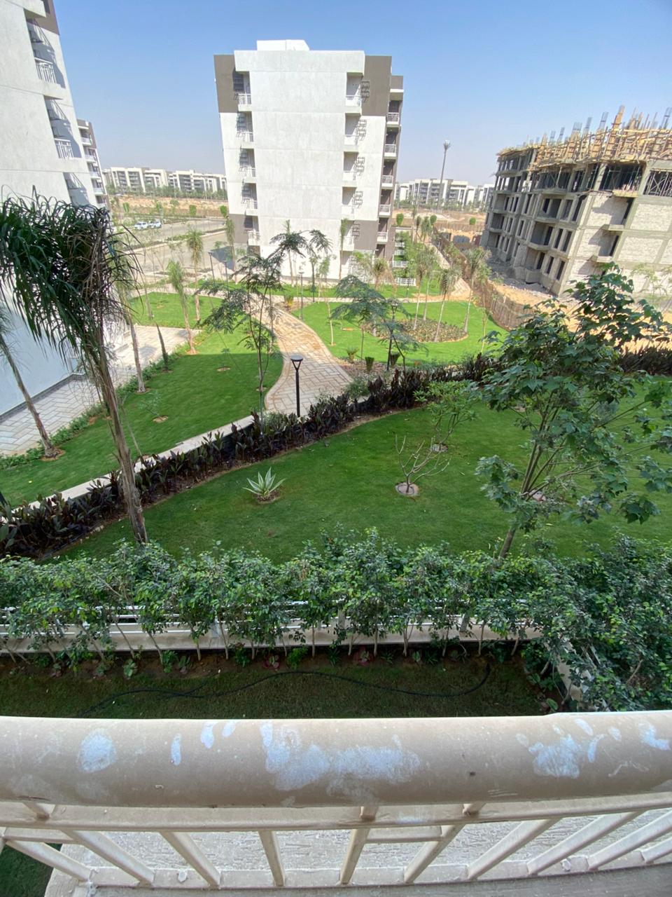 شقة للبيع ب B14 باقل مقدم  200م ب B14