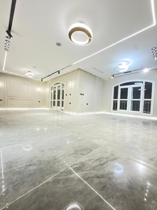 للبيع بمدينتى شقه 211م تشطيبات خاصه بالB3 فيو مجرى السيل