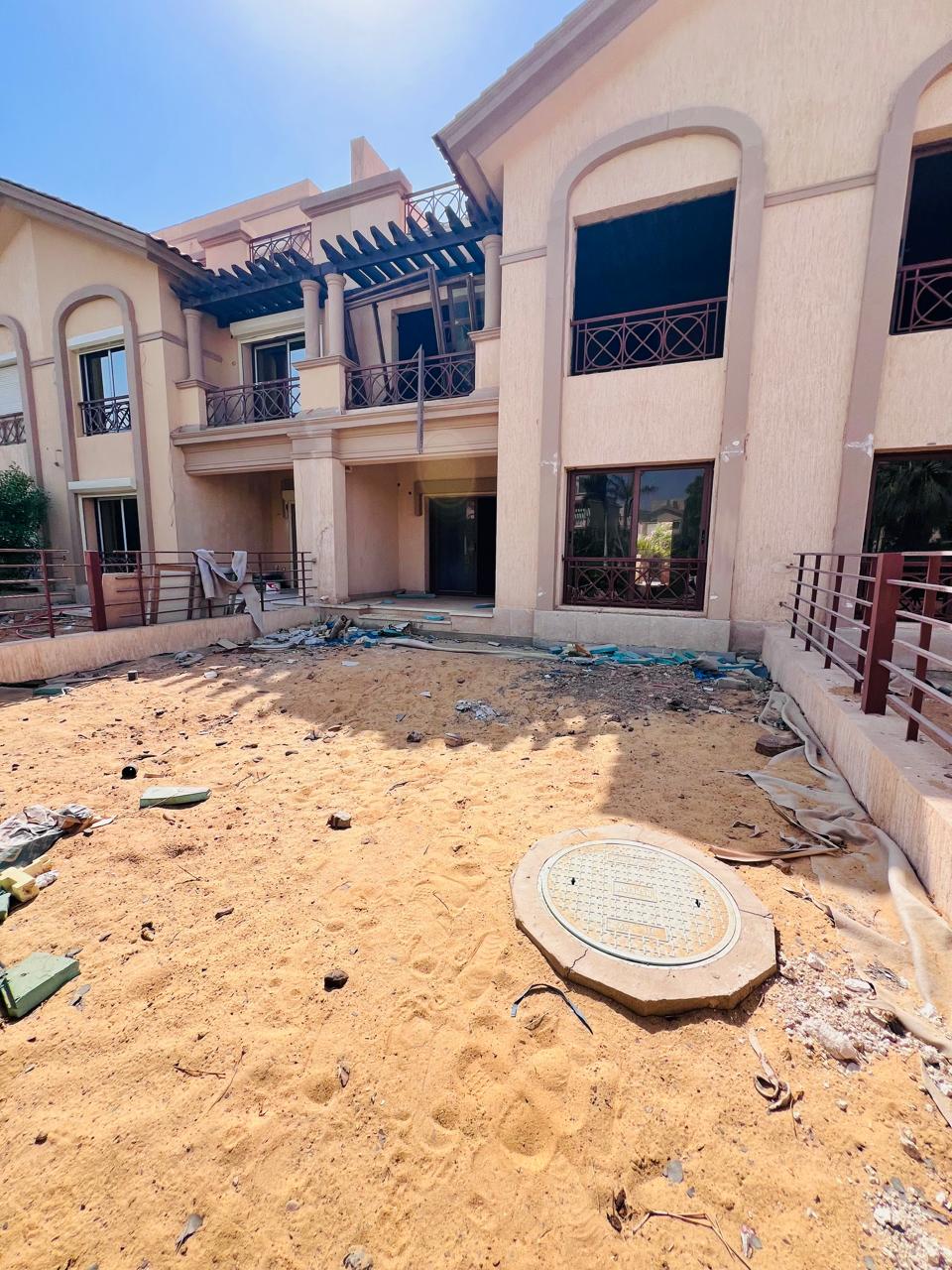 فيلا رباعية للبيع بمدينتي 211م بحري صريح وايد جاردن فيو حجز