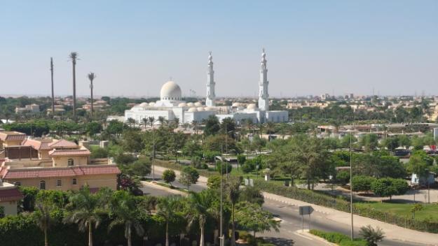 للبيع بمدينتى بالb3 شقه 327م فيو السنترال بارك والفيلات