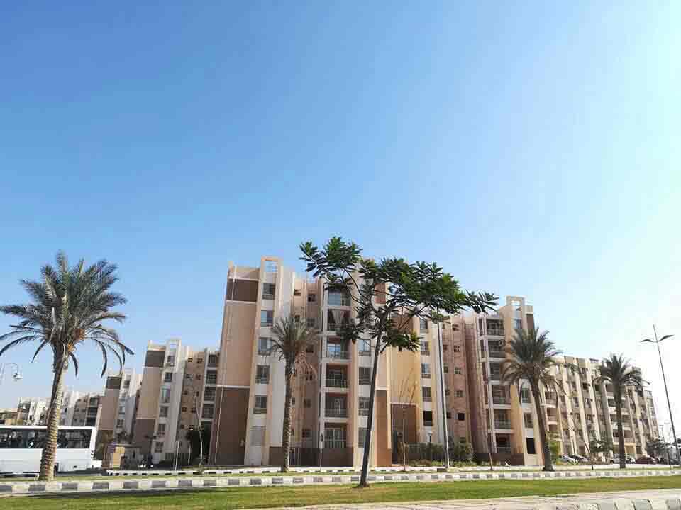 شقة للبيع بمدينتى 96م ب B7 قبلي على وايد جاردن