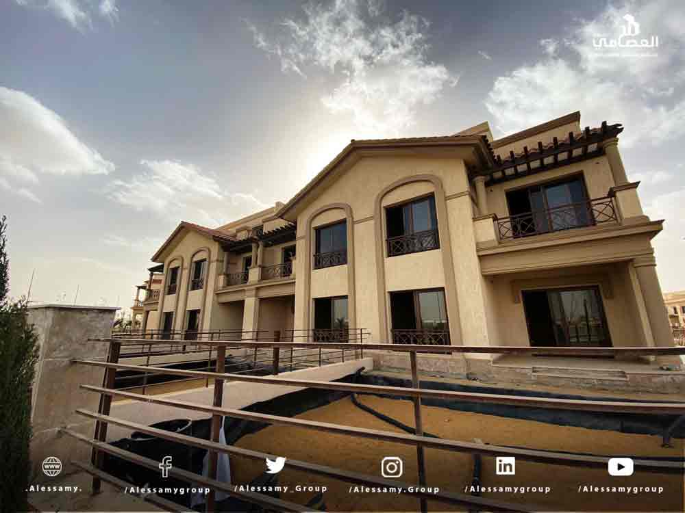 بأقل مقدم للبيع فيلا تاون هاوس بمدينتي F3 فيو بحيرات