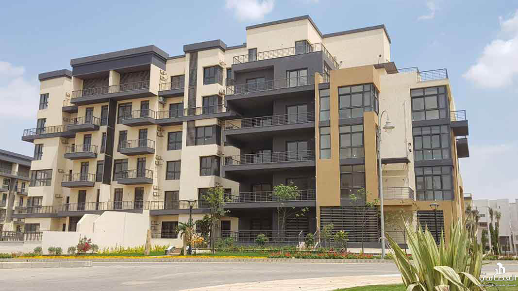 شقه للبيع بتقسيط علي12 سنه بمدينتي 95متر في الB8