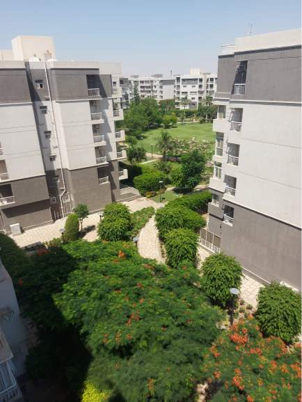 شقة للبيع كاش بمدينتي 140م B10 نارو جاردن فيو 