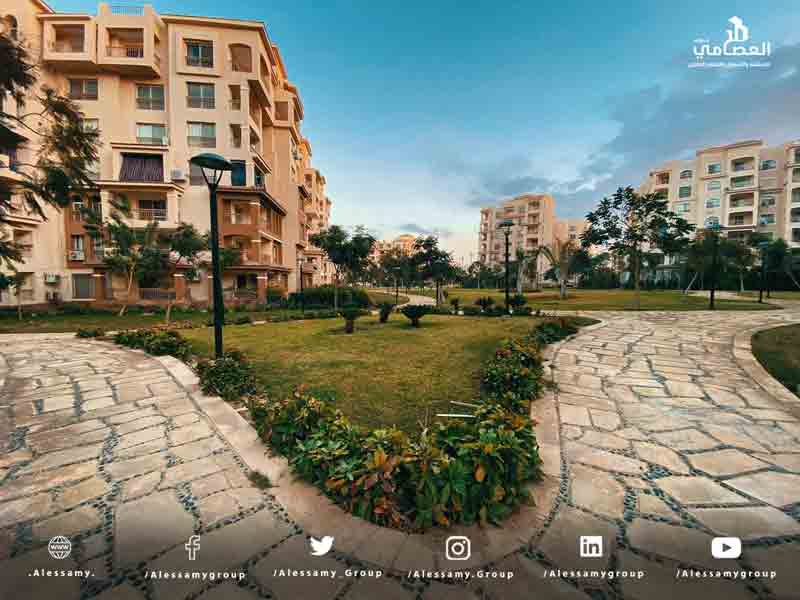 شقه للبيع كاش بمدينتي  178متر ال B2 
