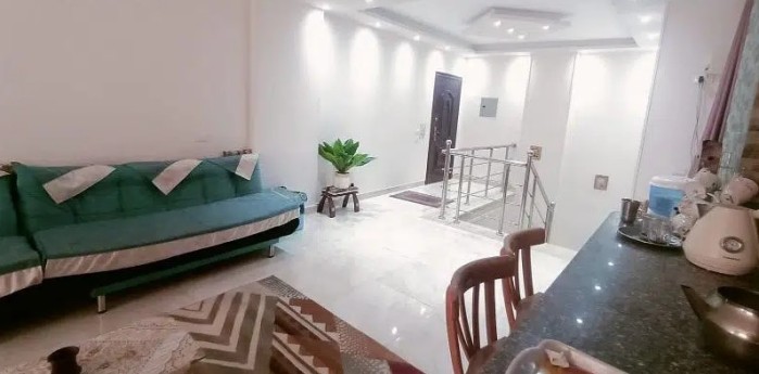 دوبلكس للبيع كاش بمدينة الشروق بالمنطقه الرابعه 