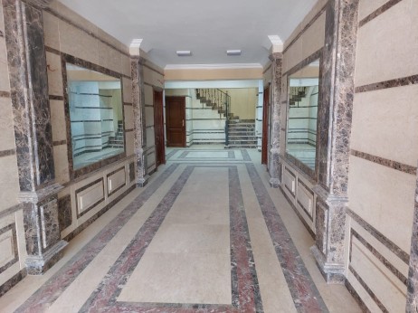 شقة للإيجار قانون جديد بمدينة الشروق المنطقة السابعة عمارات 